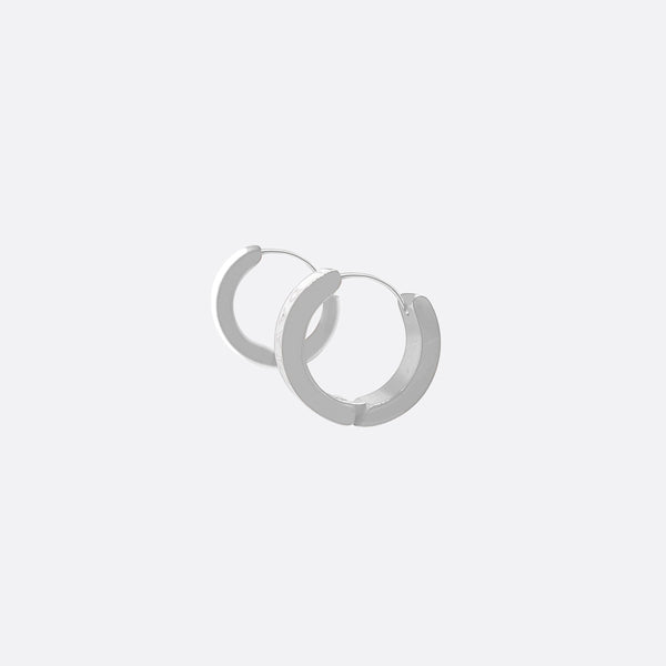 DAYLO Hoop Earrings Silver